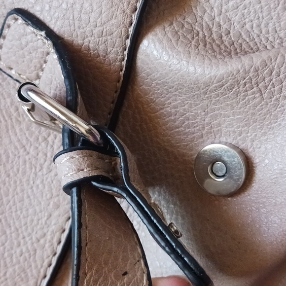 Ardene purse - Picture 3 of 3